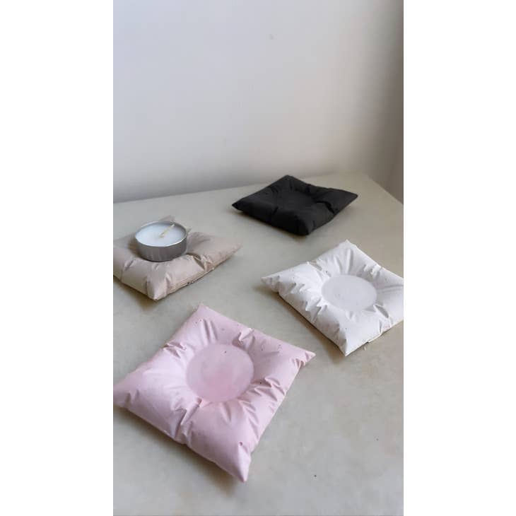 SOLD OUT :: Handpoured Puff - Cloud